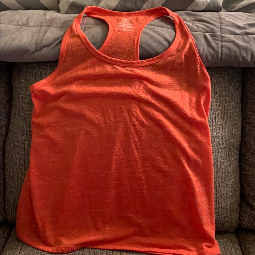 Avía women’s workout set salmon
